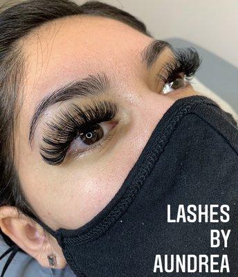 For the best eyelash extensions that make an impact, come see Aundrea