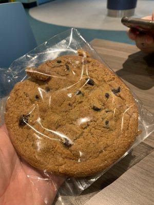 Jumbo chocolate chip cookie