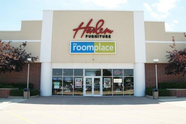 The RoomPlace in Orland Park has great prices on sectional sofas, bedroom furniture, dining rooms and kids bedrooms.