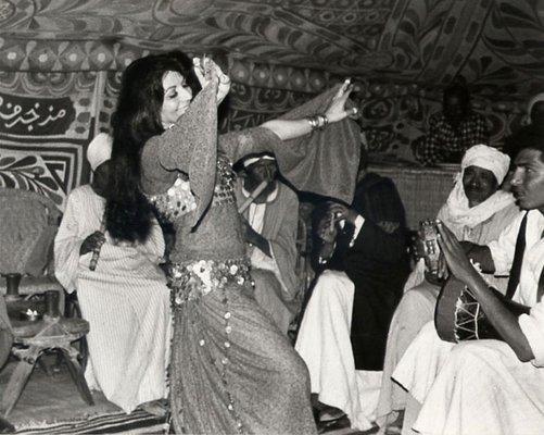 Aisha Ali performing in Egypt, 1973.