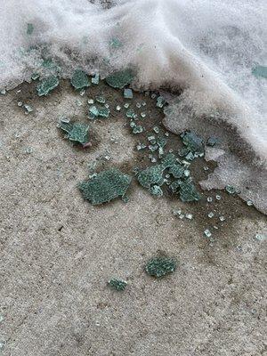 Glass from broken into cae