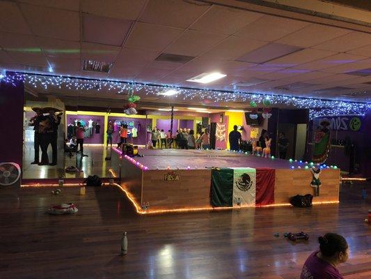 Zumba class decorated for cinco de mayo