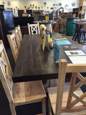 Farmhouse table with customizable stains.