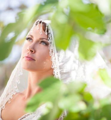 Want to look more fabulous on your special day? book your appointment and look 100 times more radiant!