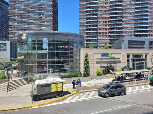 Star Market from the glass bridge over Huntington Ave