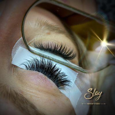 Volume Lashes by Emy