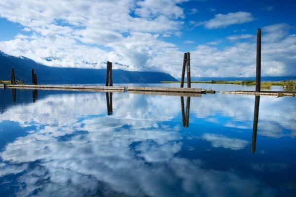 Lake Coeur d'Alene is beautiful and extensive.