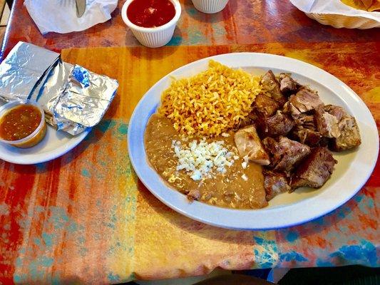 Carnitas plate