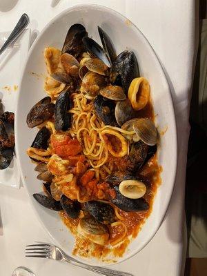 Seafood pasta, mussels clams and lobster tail, fresh and delicious!