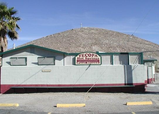 from http://www.nicholas-eaton.com/tecopa-hot-springs-charging.php