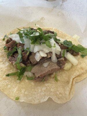 Lengua with handmade tortilla