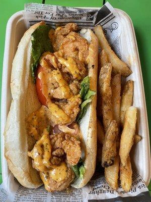 Shrimp poboy was excellent