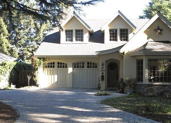 Residential Garage Door- Carriage House Painted