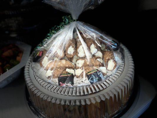 Cannoli / Cookie platter