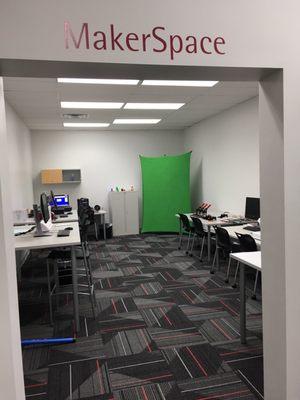 Makers Space--a free resource for you to make things! Items include a sewing machine, green screen, and a 3D printer.