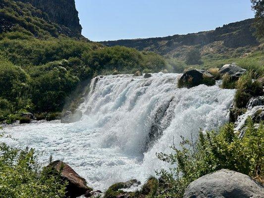 Side glance of Box Canyon Springs