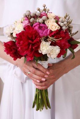 wedding bouquet florist