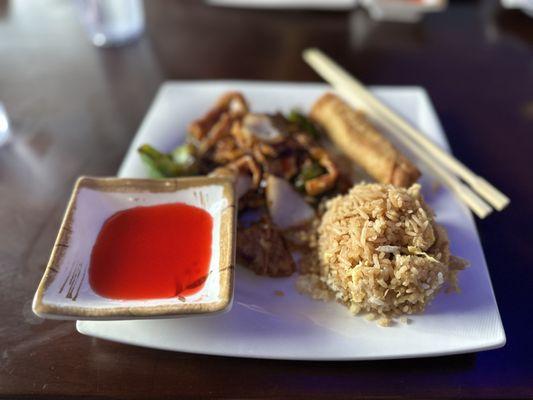 LC8 Pepper Steak with Chicken & Fried Rice