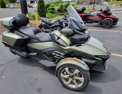 This is my new 2021 Canam Spyder RT-Sea to Sky.