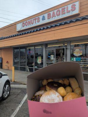 Donut box