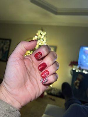 Holiday nails