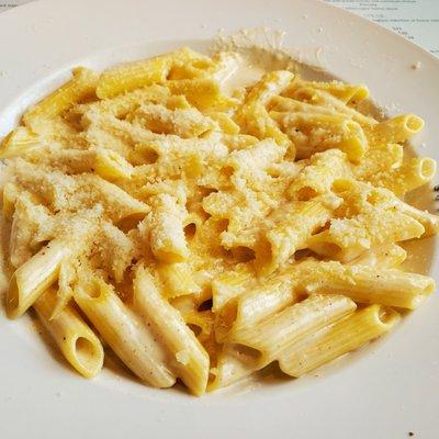 Gluten free pasta with Alfredo sauce - to die for