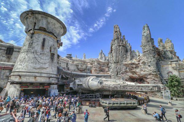 Star Wars Galaxy's Edge Preview Event @disneyland California  ©NAKIzm.com #NAKIzm #StudioNAKI