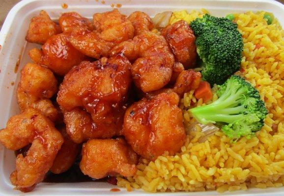 C11. General Tso's Shrimp Special Combination Platter, at China Delight in Winsted, CT.