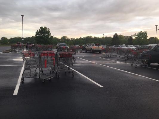 Look at that car in right, shopping cart right on it!