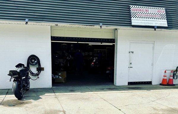 The garage getting ready to take care of my motorcycle2013 Yamaha r6