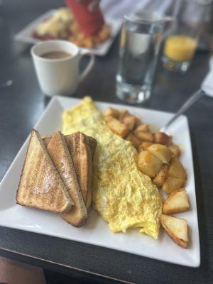 Steak & cheese omelette