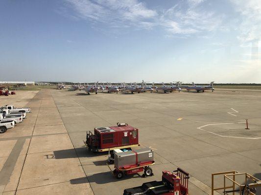 Tarmac with American Airline & ExpressJet Aircraft parked