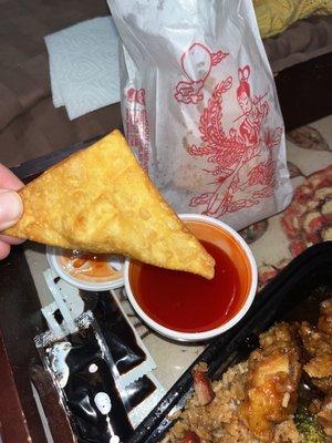 Crab Rangoon and sauce