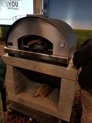 Pizza oven