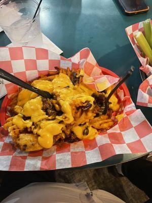 Chili cheese fries