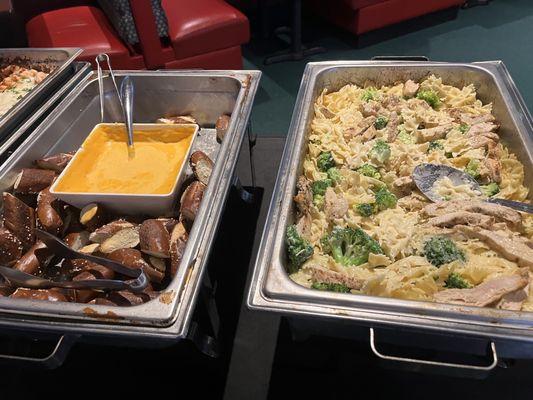 Pretzel bites and cheese sauce! Chicken cream and broccoli bow-tie pasta!!