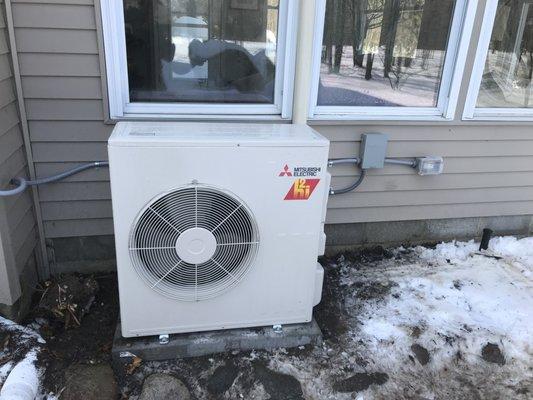 Ductless mini split system