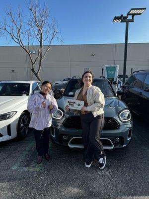 The best Sales Rep Sayda, me and my new Mini