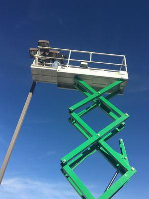 We are not afraid of heights. LED upgrade at a commercial parking lot.  We got these guys a rebate too through NV energy (FREE MONEY).