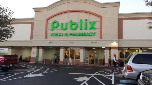 Front of Publix