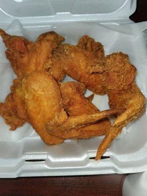 Fried chicken wings