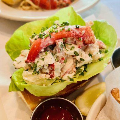 Lobster Roll , Bibb Lettuce , House Mayo , Drawn Butter Sandwich