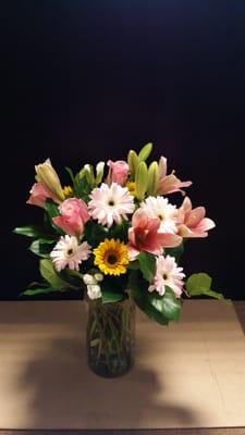 Send flowers to Boca Raton,  Fort Lauderdale, Pompano Beach, Aventura And surrounding areas.