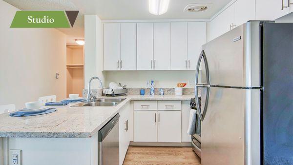 Kitchen in One-Bedroom at Villa Vicente Apartment Homes