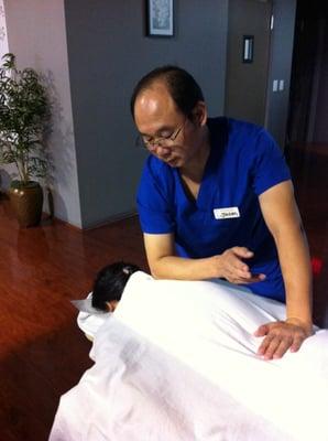 BACK PAIN RELIEF ACUPRESSURE MERIDIANS FOR A LONG TERM EFFECT.