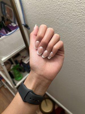 Chrome nails almond shape