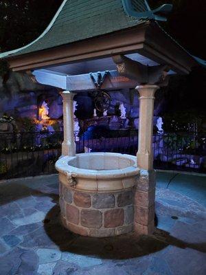 Snow White Wishing Well