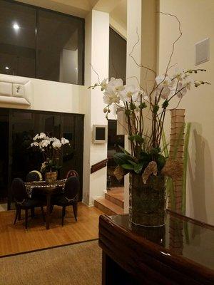 We do custom arrangements for your home or place of business.