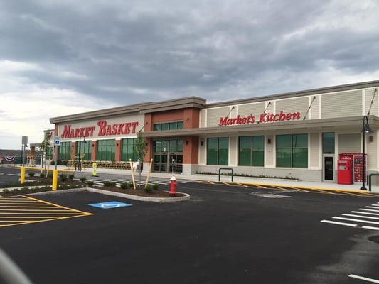 Market Basket storefront