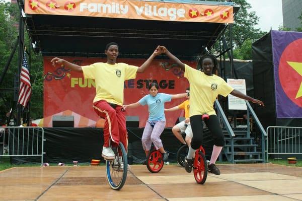 Unicycling at the Taste of Chicago